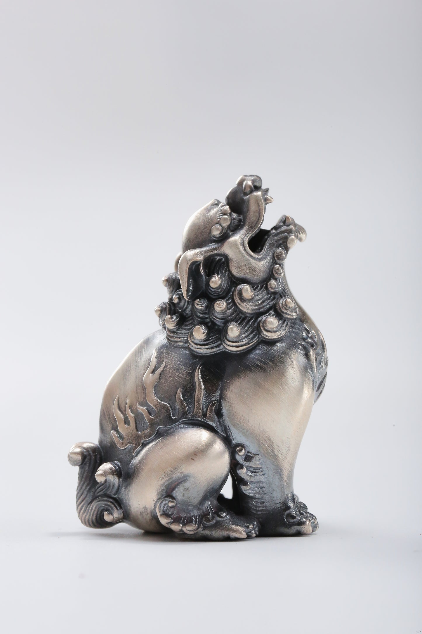 Howling Beast Incense Holder